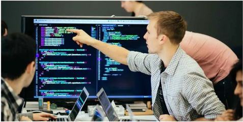 职业代码·一键激活丨应用工程学院计算机类专业助力学生驰骋IT世界